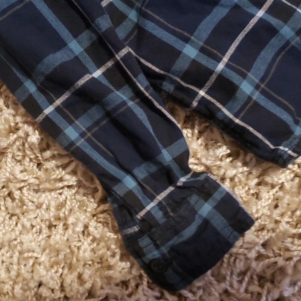 Baby Gap button down - Picture 3 of 5